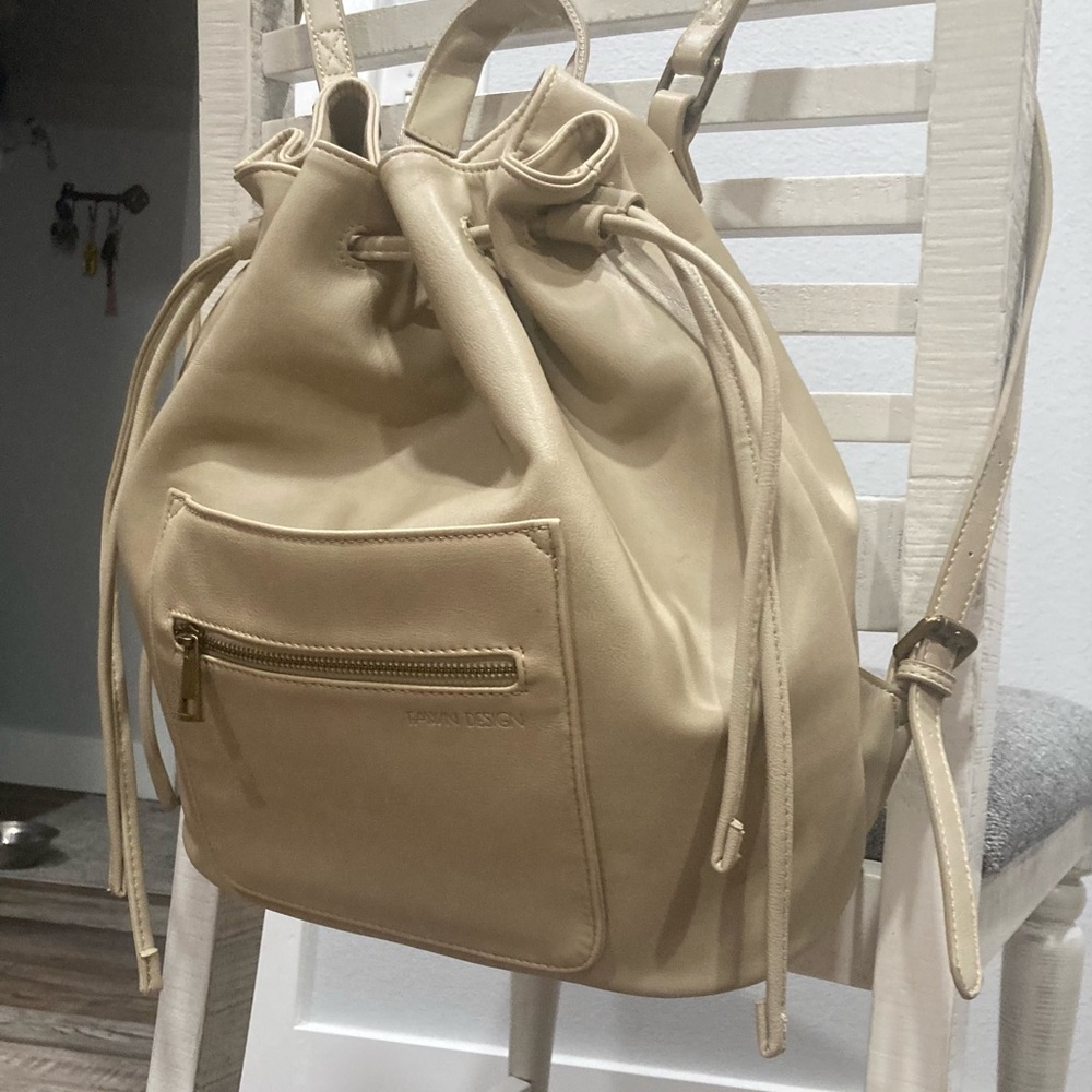 Fawn Design Cream Drawstring Backpack - Picture 10 of 11